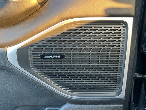 Used 2023 Jeep Wagoneer Series II w/ Convenience Group I image 14