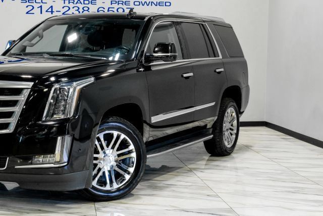 Used 2020 Cadillac Escalade 2WD image 7