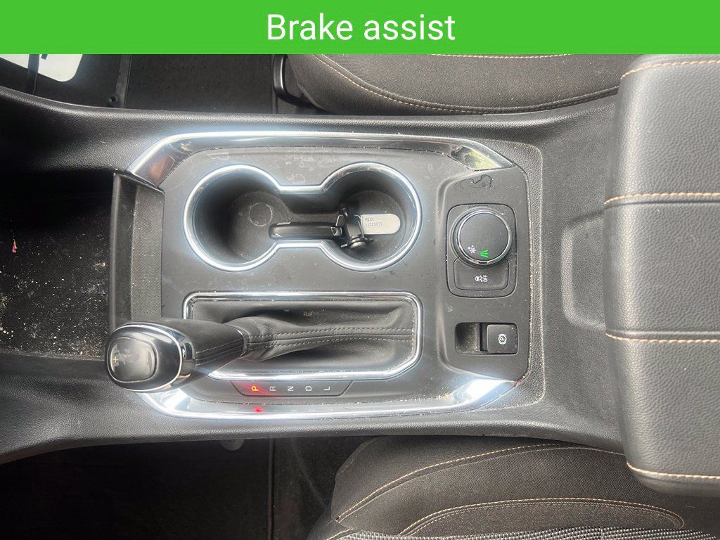 Certified 2020 Chevrolet Traverse LT FWD image 27