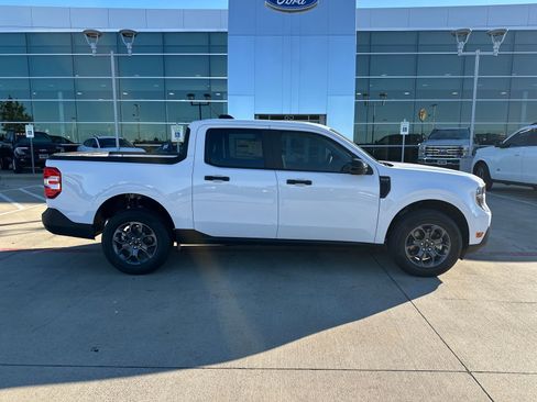 New 2025 Ford Maverick XLT w/ XLT Luxury Package image 6