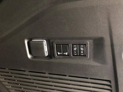 New 2026 Chevrolet Tahoe Premier AWD/4WD image 13
