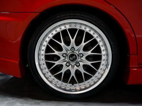 Used 2002 Lexus IS 300 image 41