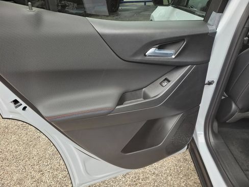 New 2026 Chevrolet Equinox RS w/ Convenience Package III FWD image 9
