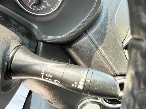 Used 2020 Nissan Sentra SV FWD image 19