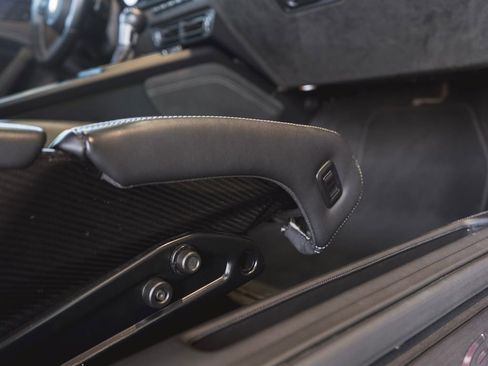 Certified 2024 Porsche 911 GT3 image 36