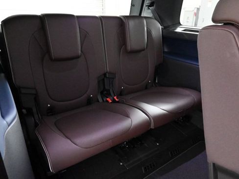 New 2025 Volkswagen ID. Buzz Pro S image 15