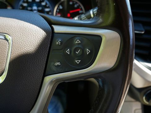 Used 2019 GMC Acadia Denali w/ Technology Package AWD/4WD image 27