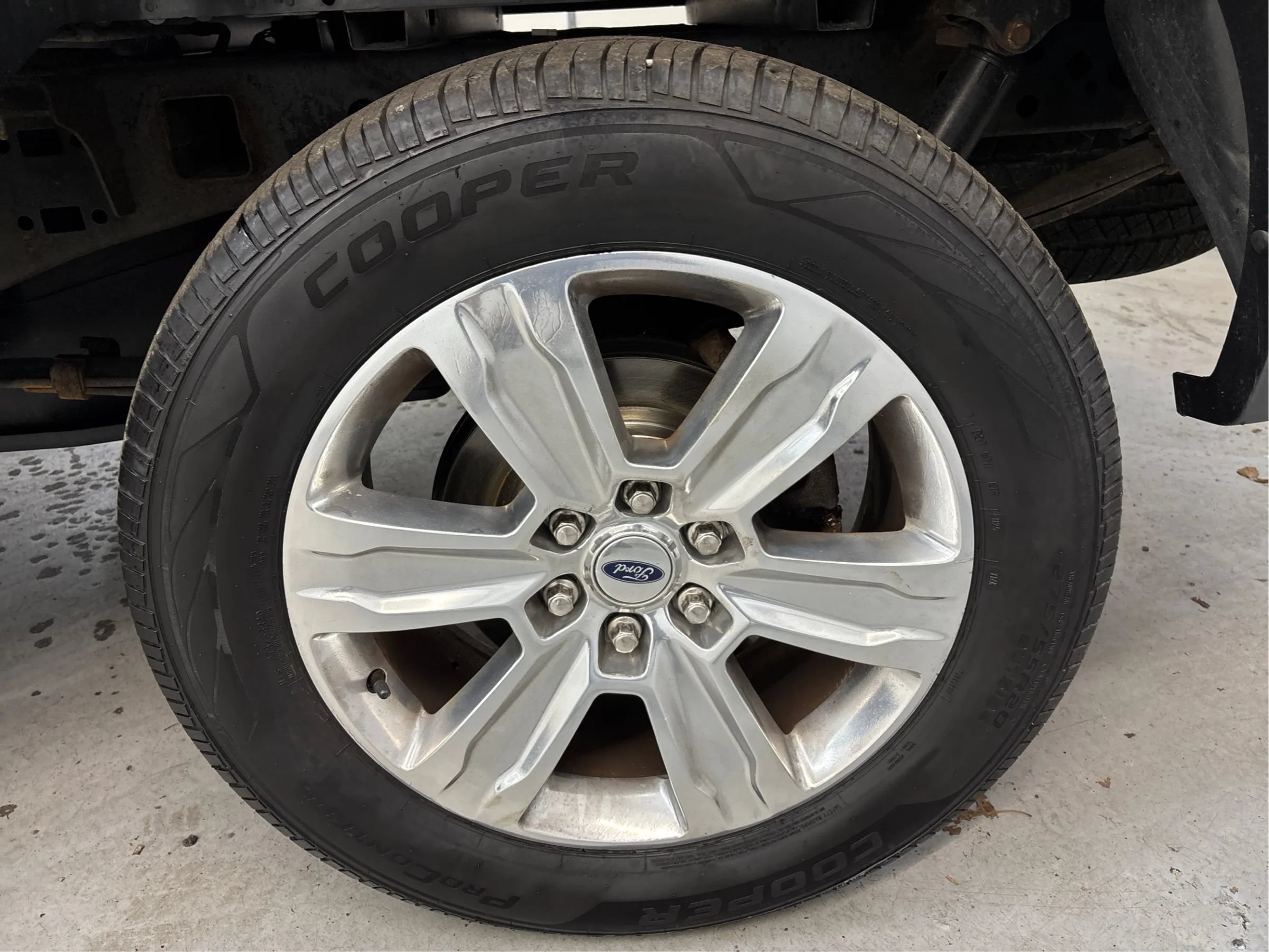 Used 2019 Ford F150 Platinum w/ Equipment Group 701A Luxury AWD/4WD image 30