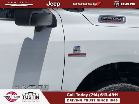 New 2026 RAM 2500 Big Horn AWD/4WD image 8