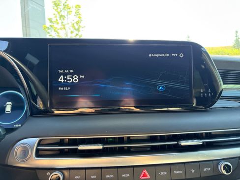 Used 2024 Hyundai Palisade Calligraphy AWD/4WD image 12