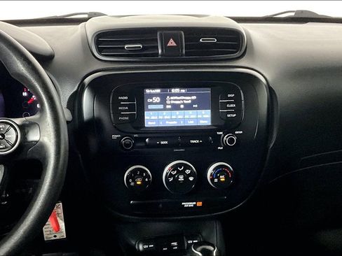 Used 2019 Kia Soul image 6