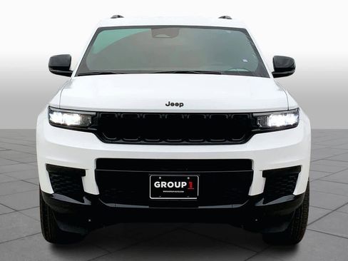 Used 2024 Jeep Grand Cherokee L Laredo image 6