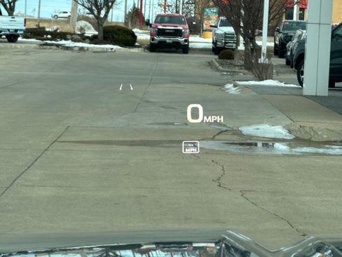 Certified 2025 GMC Yukon Denali image 28