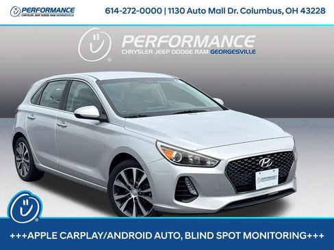 Used 2018 Hyundai Elantra GT FWD image 1