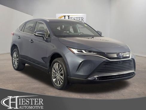 Used 2022 Toyota Venza Limited AWD/4WD image 1