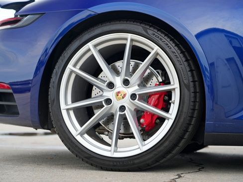 Used 2022 Porsche 911 Targa 4S w/ Premium Package AWD/4WD image 55