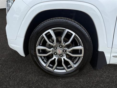Used 2024 GMC Terrain Denali w/ LPO, Floor Liner Package AWD/4WD image 17