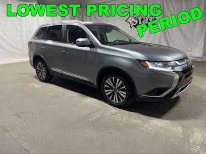 Used 2020 Mitsubishi Outlander SE