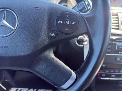 Used 2011 Mercedes-Benz E 350 4MATIC Sedan image 18