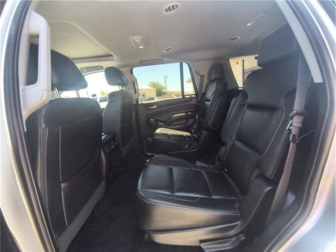 Used 2018 Chevrolet Tahoe LT AWD/4WD image 10