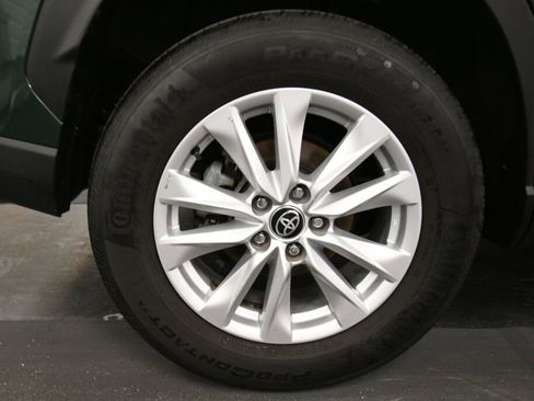 Used 2023 Toyota Corolla Cross LE image 30