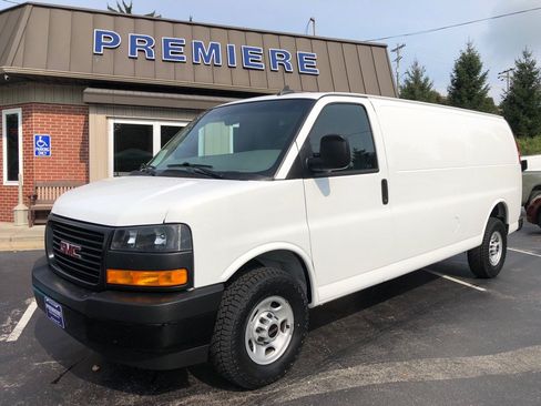 Used 2023 GMC Savana 2500 Extended w/ Driver Convenience Package RWD image 10