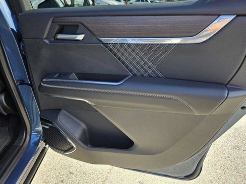 New 2026 GMC Acadia Denali w/ Super Cruise Package image 26