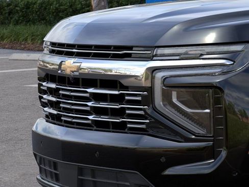 New 2026 Chevrolet Suburban Premier AWD/4WD image 13