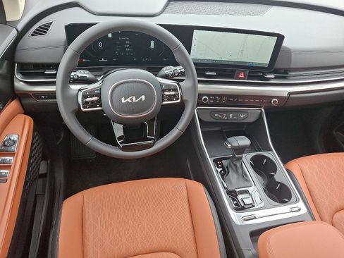 New 2026 Kia Carnival SX w/ SX Dark Edition Package image 7