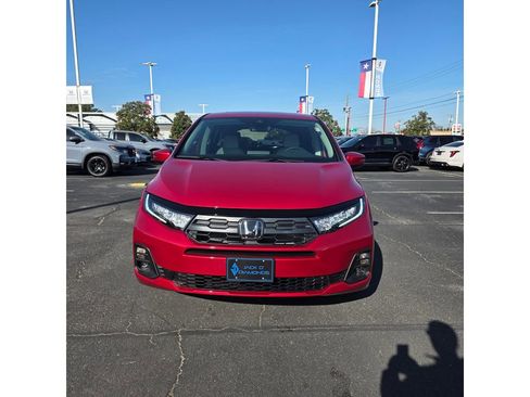 New 2026 Honda Odyssey EX-L image 2