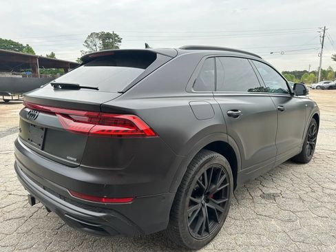 Used 2019 Audi Q8 Prestige w/ Luxury Package AWD/4WD image 4