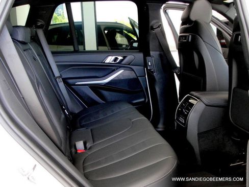 Used 2022 BMW X5 sDrive40i w/ M Sport Package image 71