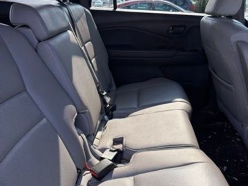 Certified 2023 Honda Passport EX-L image 16