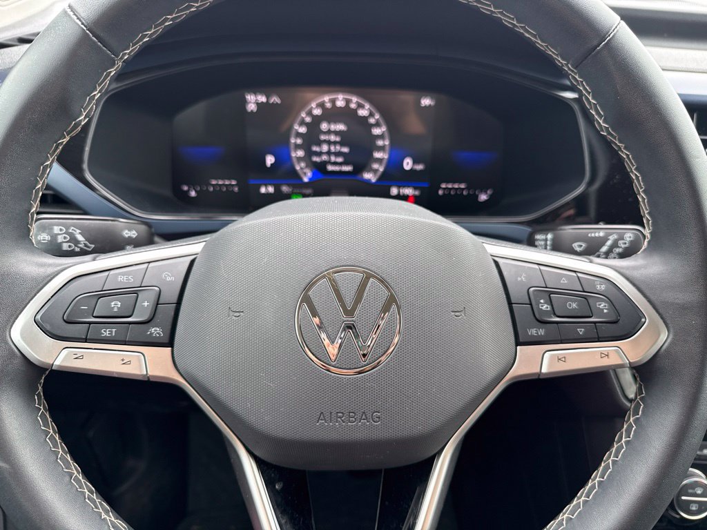 Used 2024 Volkswagen Taos SE AWD/4WD image 9
