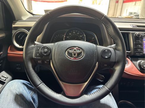 Used 2013 Toyota RAV4 Limited AWD/4WD image 16