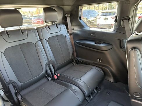 New 2025 Jeep Grand Cherokee L Altitude image 21