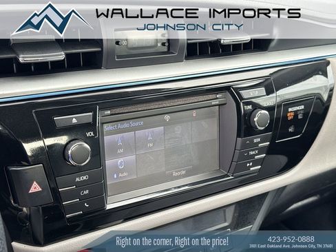 Used 2015 Toyota Corolla LE image 23