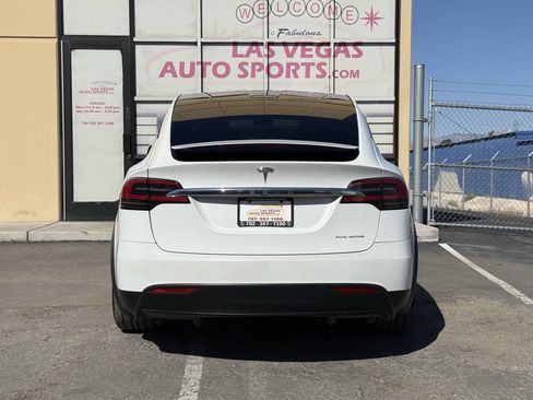Used 2020 Tesla Model X Long Range image 10