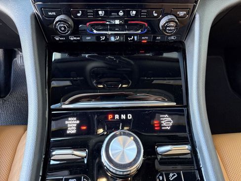 Used 2023 Jeep Grand Cherokee L Summit w/ Advanced Protech Group IV image 29