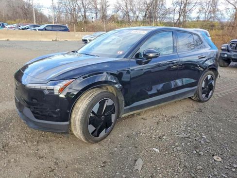 Used 2025 Volvo EX30 Ultra image 2