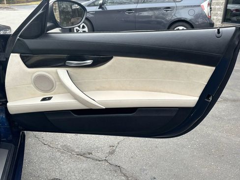 Used 2009 BMW Z4 sDrive35i image 21