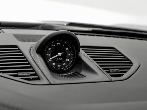 Used 2024 Porsche 911 GT3 RS RWD image 19
