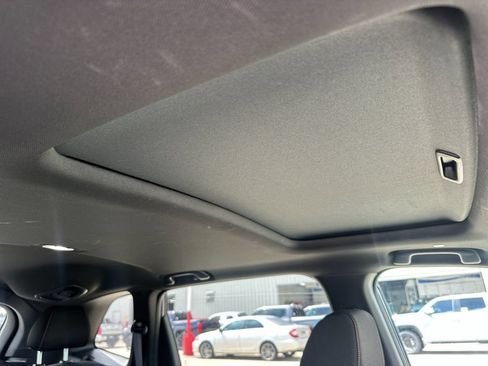 Used 2025 Honda CR-V Sport image 17