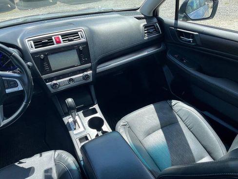 Used 2017 Subaru Legacy 2.5i Limited AWD/4WD image 15