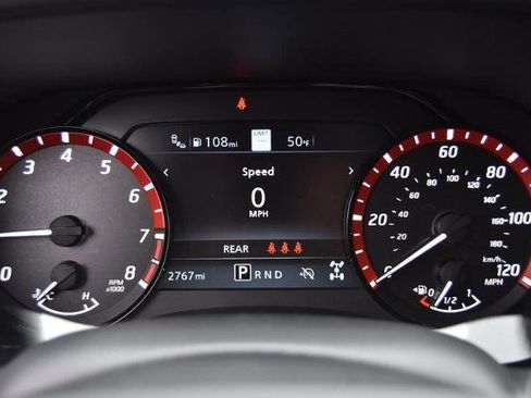 Certified 2025 Nissan Frontier PRO-4X w/ Pro Premium Package image 16