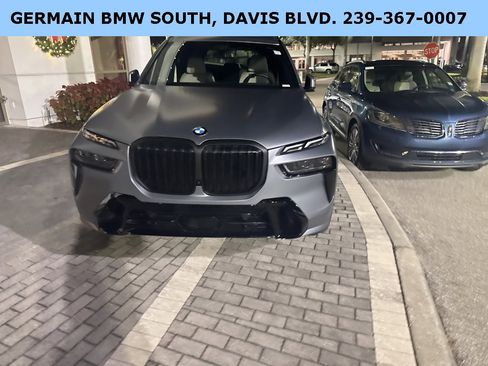 Certified 2023 BMW X7 xDrive40i w/ Executive Package image 34