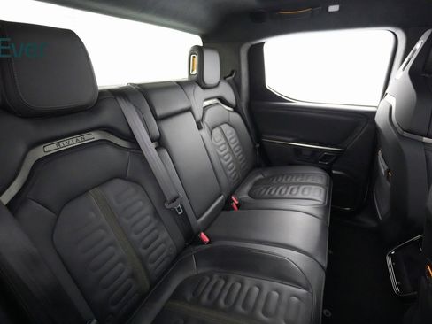 Used 2022 Rivian R1T Adventure image 10