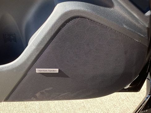 Used 2025 Subaru Crosstrek 2.5i Limited w/ Crosstrek Mirror Package image 30