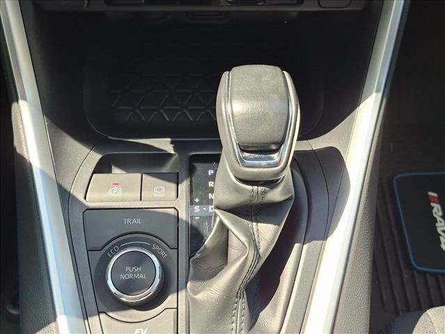 Certified 2022 Toyota RAV4 SE w/ Convenience Package AWD/4WD image 10