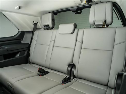 Used 2024 Toyota Sequoia SR5 w/ SR5 Premium Package AWD/4WD image 15